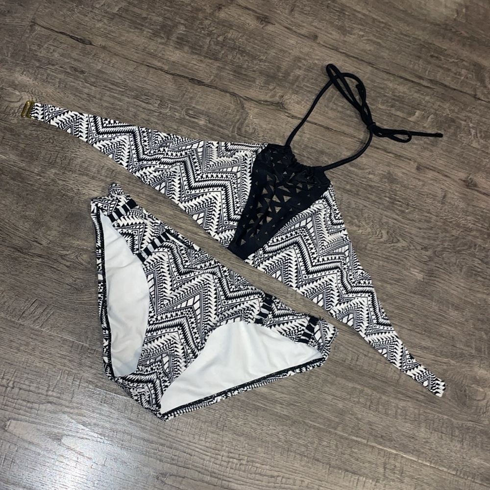 Aztec print bikini - Picture 2 of 9